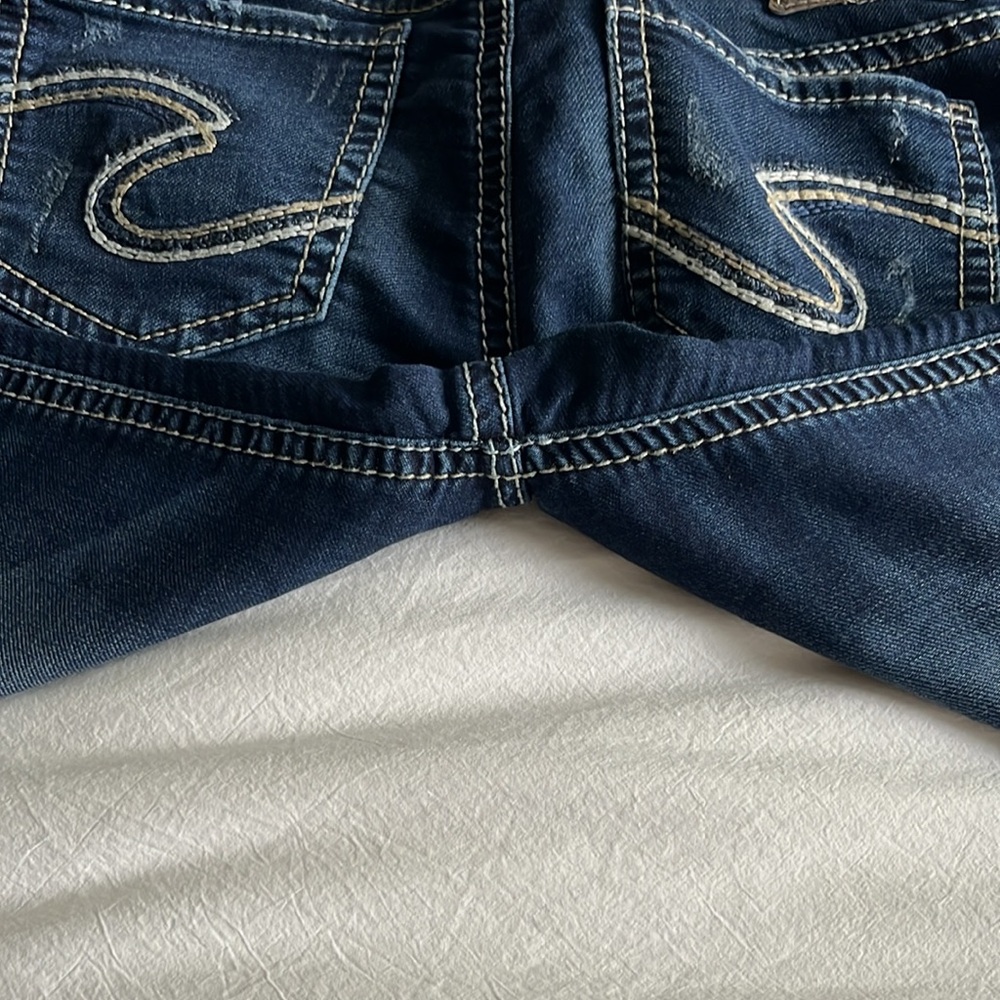 Silver Suki Mid Capris - Picture 5 of 5